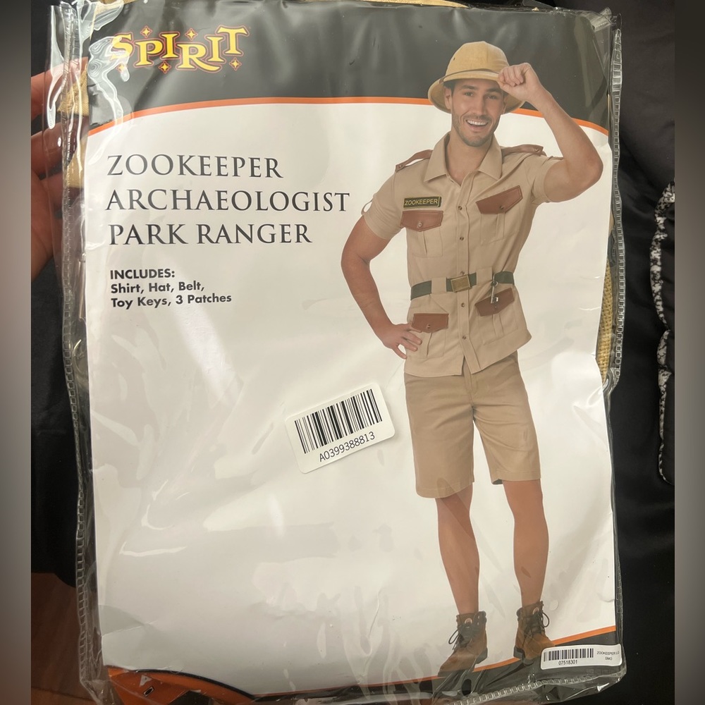 Zookeeper Men’s Halloween Costume